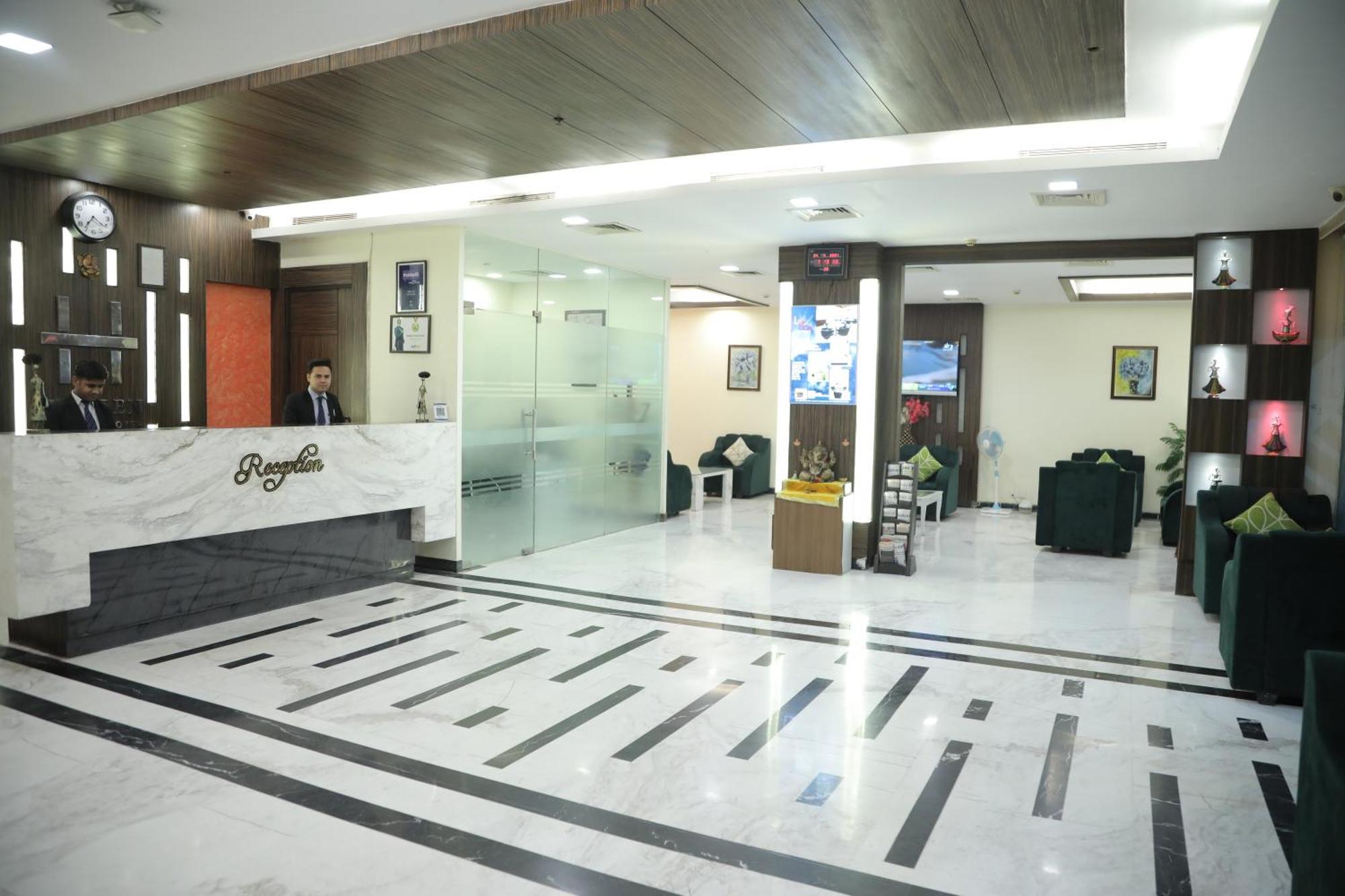 Hyphen Haridwar Grand Hotel Exterior photo