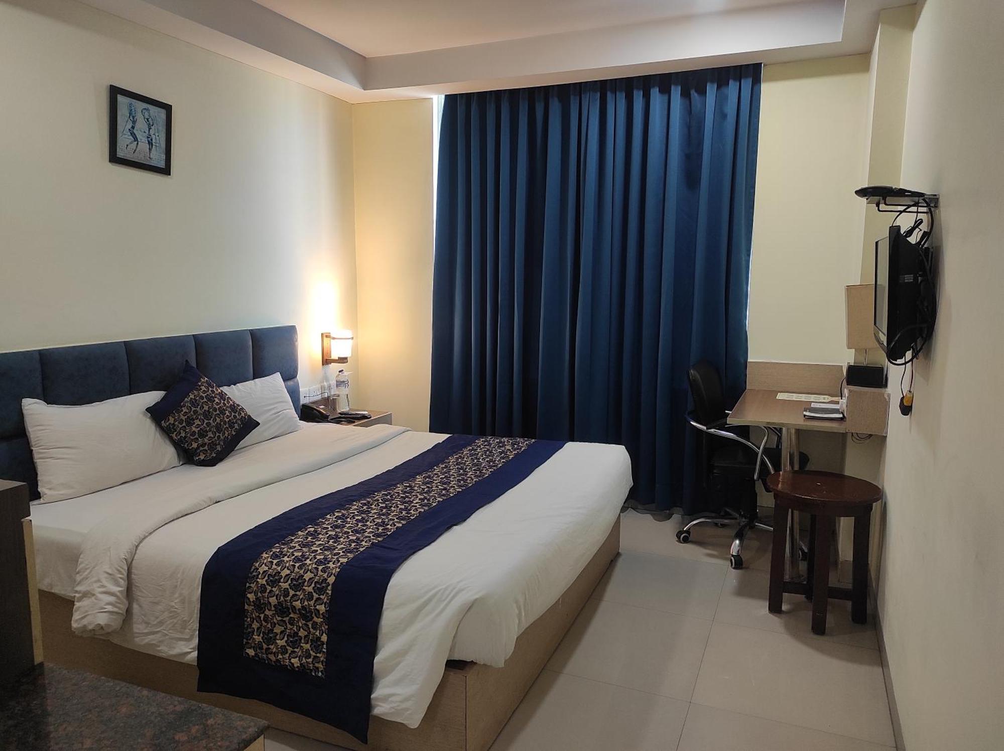 Hyphen Haridwar Grand Hotel Exterior photo
